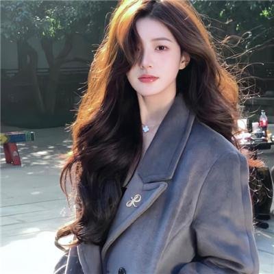 远山含黛，挽月无情